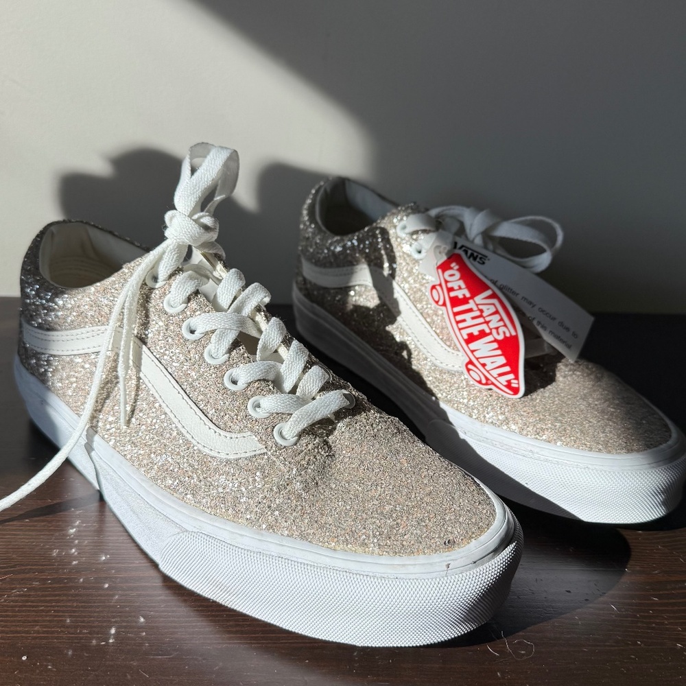 BNWT Vans Old Skool silver glitter as 9.5w